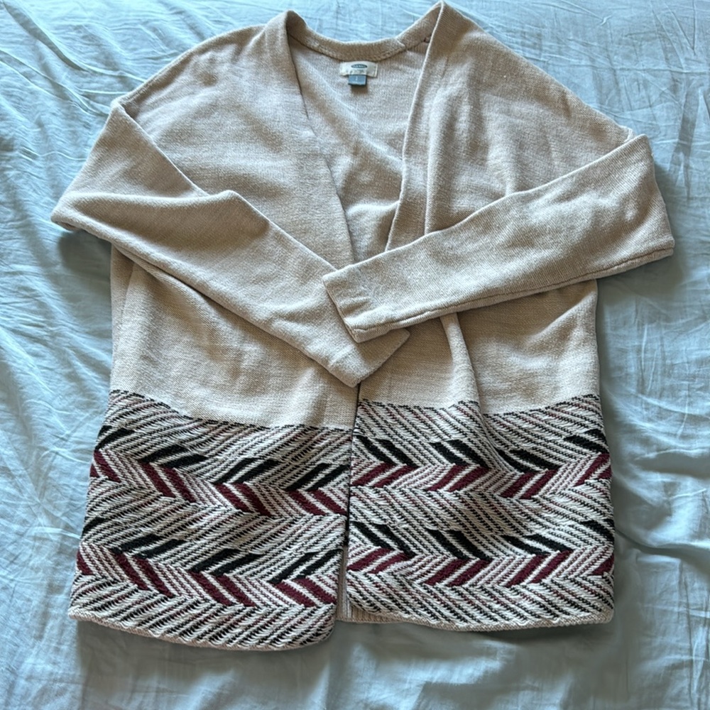 Patterned Cardigan - Picture 2 of 6
